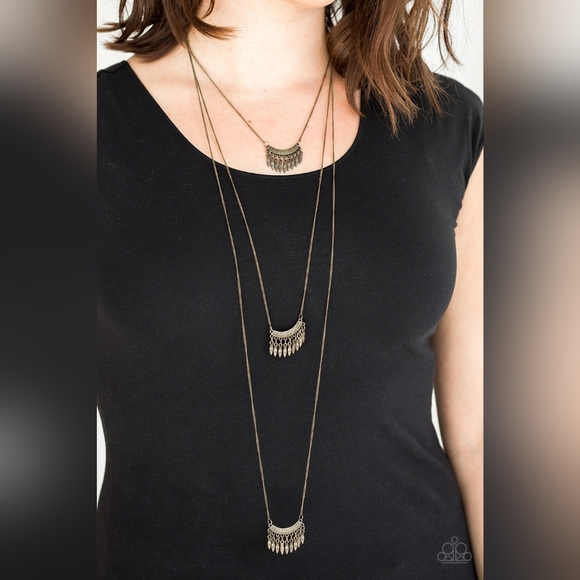 paparazzi Jewelry - Seasonal Charm Brass Necklace